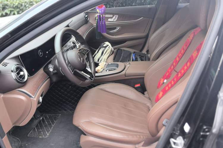 Used Mercedes-Benz E-Class New Energy 2023 E 350 e L Plug-in Hybrid Sedan Left Front Seat