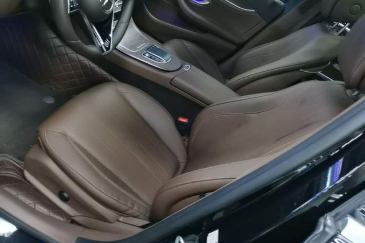 Used Mercedes-Benz E-Class New Energy 2023 E 350 e L Plug-in Hybrid Sedan Left Front Seat