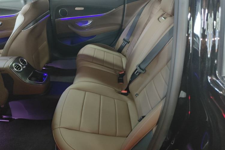 Used Mercedes-Benz E-Class New Energy 2023 E 350 e L Plug-in Hybrid Sports Sedan Left Rear Seat