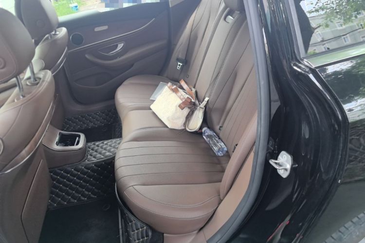 Used Mercedes-Benz E-Class New Energy 2023 E 350 e L Plug-in Hybrid Sedan Left Rear Seat