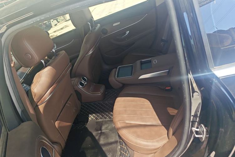 Used Mercedes-Benz E-Class New Energy 2023 E 350 e L Plug-in Hybrid Sedan Left Rear Seat