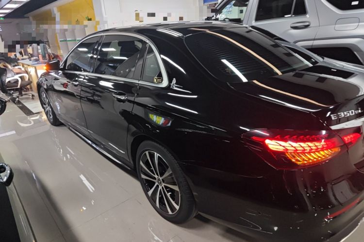 Used Mercedes-Benz E-Class New Energy 2023 E 350 e L Plug-in Hybrid Sedan Left Side