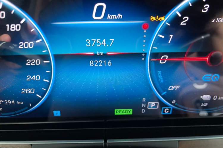 Used Mercedes-Benz E-Class New Energy 2023 E 350 e L Plug-in Hybrid Sedan Odometer Close Up