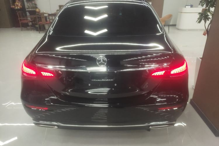 Used Mercedes-Benz E-Class New Energy 2023 E 350 e L Plug-in Hybrid Sedan Rear