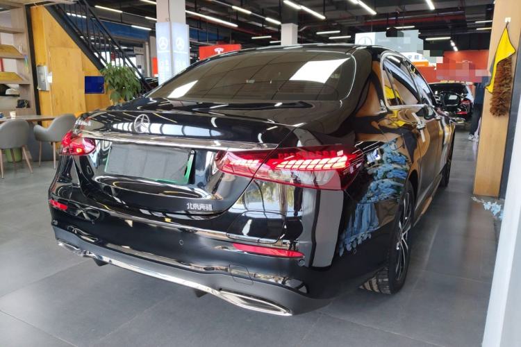Used Mercedes-Benz E-Class New Energy 2023 E 350 e L Plug-in Hybrid Sports Sedan Rear Right 45 Deg