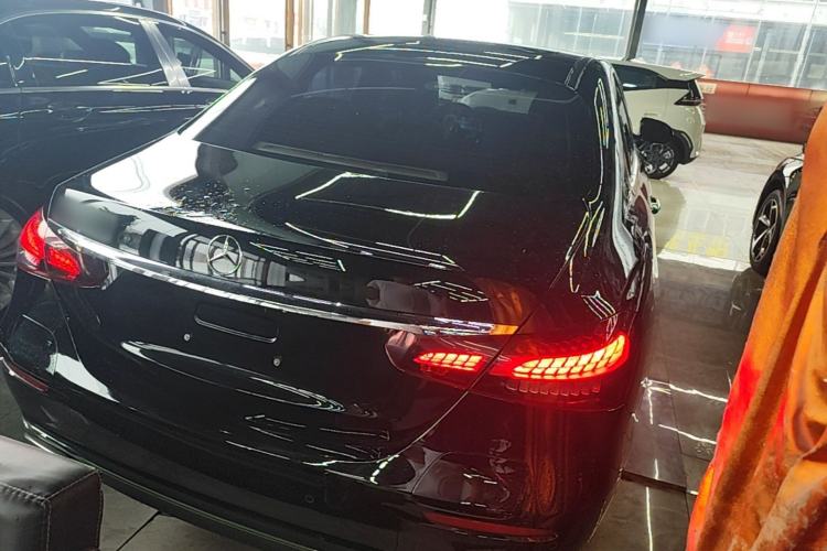 Used Mercedes-Benz E-Class New Energy 2023 E 350 e L Plug-in Hybrid Sedan Rear Right 45 Deg