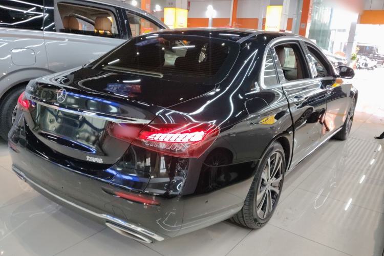 Used Mercedes-Benz E-Class New Energy 2023 E 350 e L Plug-in Hybrid Sedan Rear Right 45 Deg
