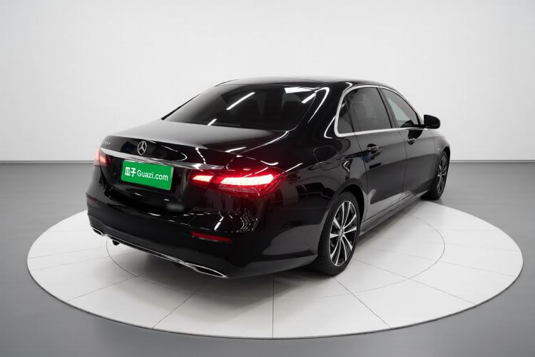 Used Mercedes-Benz E-Class New Energy 2023 E 350 e L Plug-in Hybrid Sports Sedan Rear Right 45 Deg