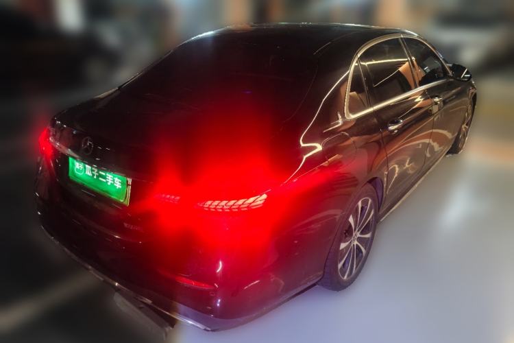 Used Mercedes-Benz E-Class New Energy 2023 E 350 e L Plug-in Hybrid Sports Sedan Rear Right 45 Deg