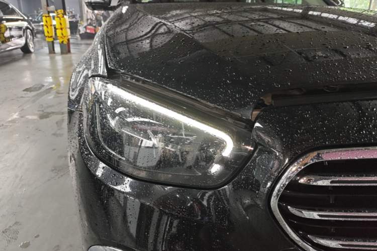 Used Mercedes-Benz E-Class New Energy 2023 E 350 e L Plug-in Hybrid Sedan Right Front Headlight