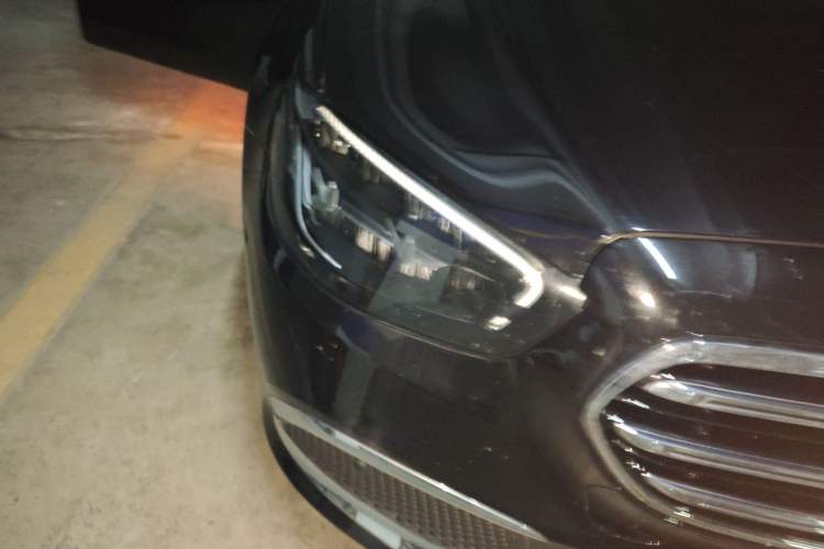 Used Mercedes-Benz E-Class New Energy 2023 E 350 e L Plug-in Hybrid Sedan Right Front Headlight