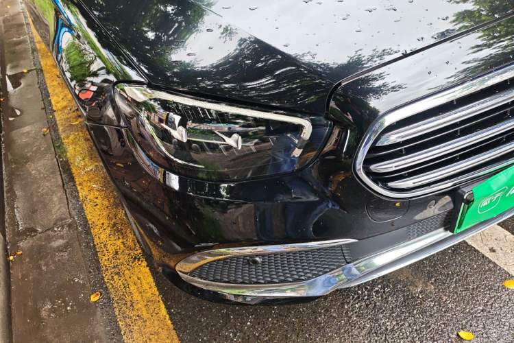 Used Mercedes-Benz E-Class New Energy 2023 E 350 e L Plug-in Hybrid Sedan Right Front Headlight