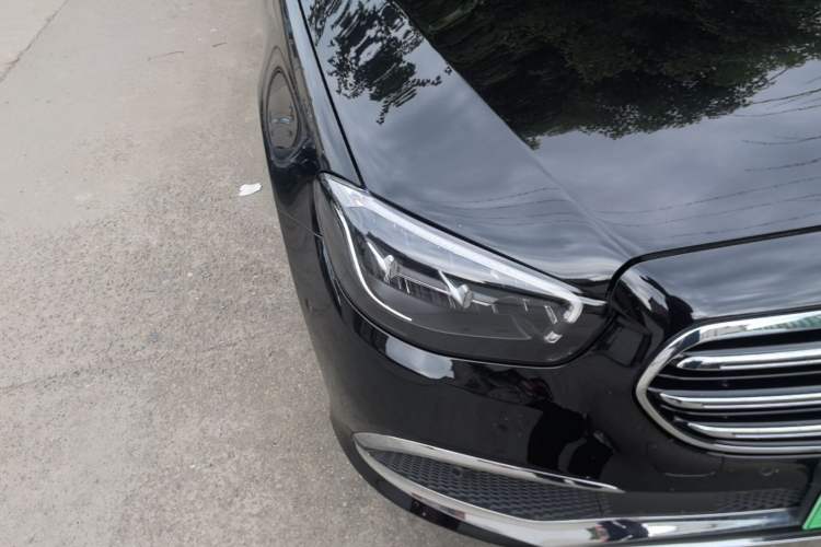 Used Mercedes-Benz E-Class New Energy 2023 E 350 e L Plug-in Hybrid Sedan Right Front Headlight