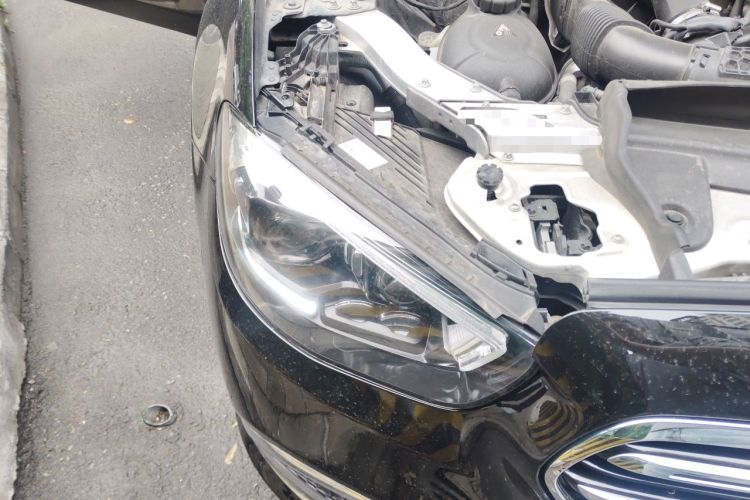 Used Mercedes-Benz E-Class New Energy 2023 E 350 e L Plug-in Hybrid Sedan Right Front Headlight