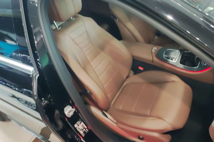 Used Mercedes-Benz E-Class New Energy 2023 E 350 e L Plug-in Hybrid Sports Sedan Right Front Seat