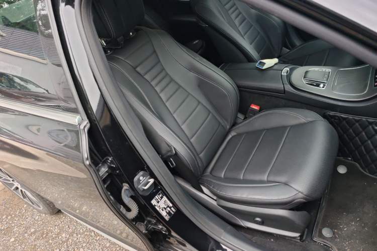 Used Mercedes-Benz E-Class New Energy 2023 E 350 e L Plug-in Hybrid Sports Sedan Right Front Seat