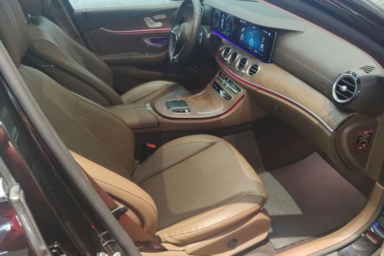 Used Mercedes-Benz E-Class New Energy 2023 E 350 e L Plug-in Hybrid Sedan Right Front Seat