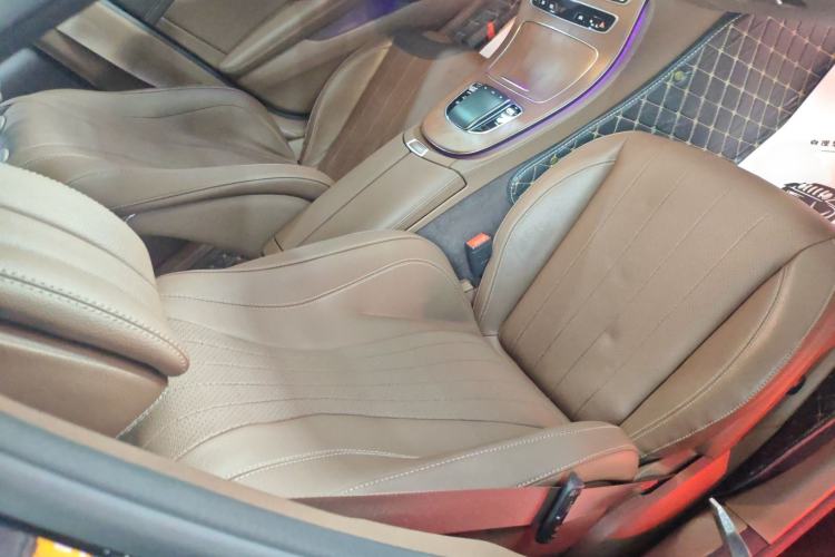 Used Mercedes-Benz E-Class New Energy 2023 E 350 e L Plug-in Hybrid Sedan Right Front Seat