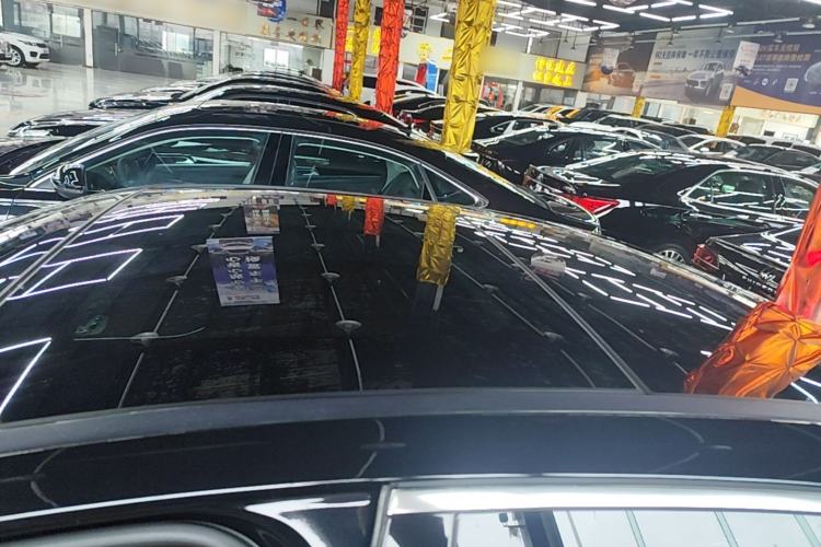 Used Mercedes-Benz E-Class New Energy 2023 E 350 e L Plug-in Hybrid Sedan Roof