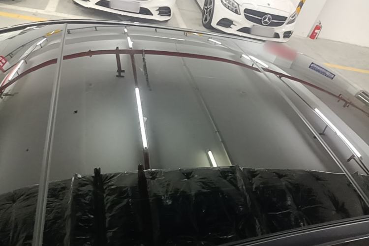 Used Mercedes-Benz E-Class New Energy 2023 E 350 e L Plug-in Hybrid Sedan Roof