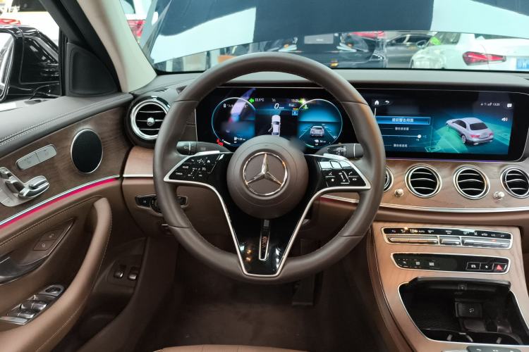 Used Mercedes-Benz E-Class New Energy 2023 E 350 e L Plug-in Hybrid Sedan Steering Wheel
