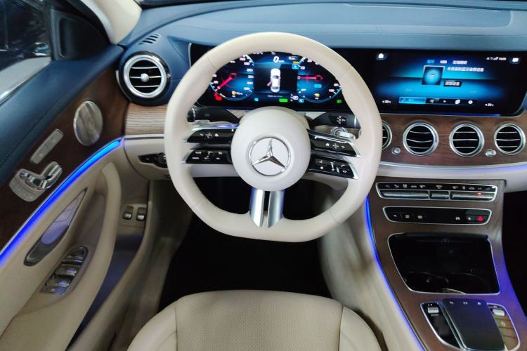 Used Mercedes-Benz E-Class New Energy 2023 E 350 e L Plug-in Hybrid Sports Sedan Steering Wheel