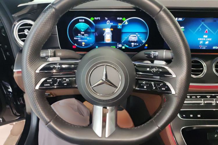 Used Mercedes-Benz E-Class New Energy 2023 E 350 e L Plug-in Hybrid Sports Sedan Steering Wheel