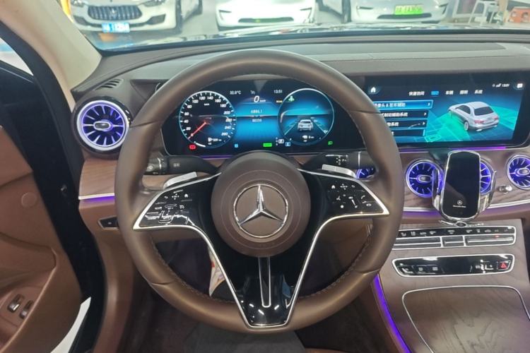 Used Mercedes-Benz E-Class New Energy 2023 E 350 e L Plug-in Hybrid Sedan Steering Wheel