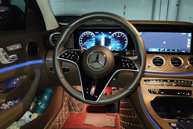 Used Mercedes-Benz E-Class New Energy 2023 E 350 e L Plug-in Hybrid Sedan Steering Wheel