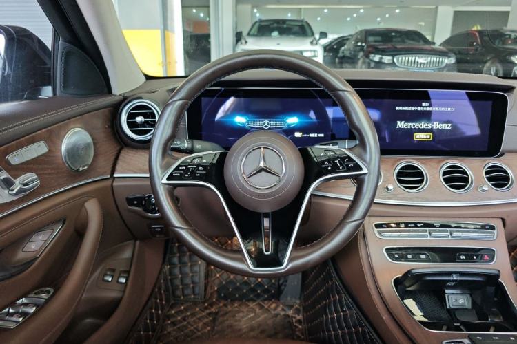 Used Mercedes-Benz E-Class New Energy 2023 E 350 e L Plug-in Hybrid Sedan Steering Wheel