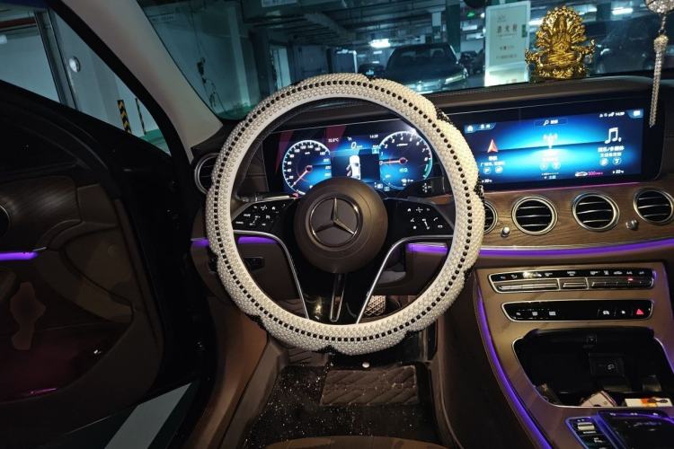Used Mercedes-Benz E-Class New Energy 2023 E 350 e L Plug-in Hybrid Sedan Steering Wheel