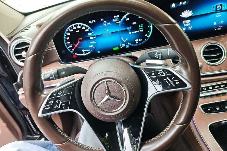 Used Mercedes-Benz E-Class New Energy 2023 E 350 e L Plug-in Hybrid Sedan Steering Wheel