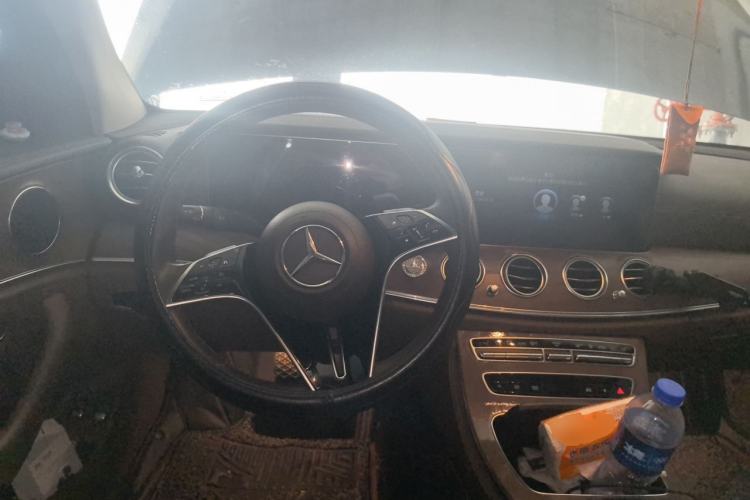 Used Mercedes-Benz E-Class New Energy 2023 E 350 e L Plug-in Hybrid Sedan Steering Wheel