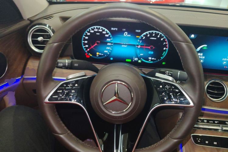 Used Mercedes-Benz E-Class New Energy 2023 E 350 e L Plug-in Hybrid Sedan Steering Wheel