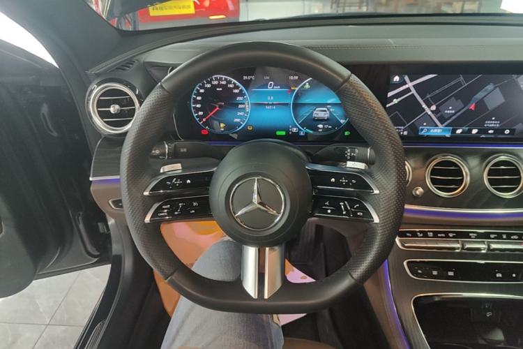 Used Mercedes-Benz E-Class New Energy 2023 E 350 e L Plug-in Hybrid Sports Sedan Steering Wheel
