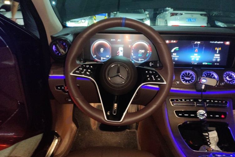 Used Mercedes-Benz E-Class New Energy 2023 E 350 e L Plug-in Hybrid Sedan Steering Wheel