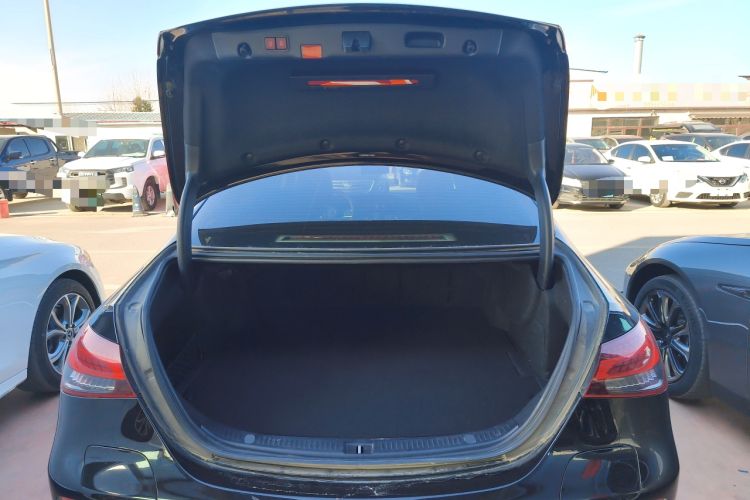 Used Mercedes-Benz E-Class New Energy 2023 E 350 e L Plug-in Hybrid Sedan Trunk