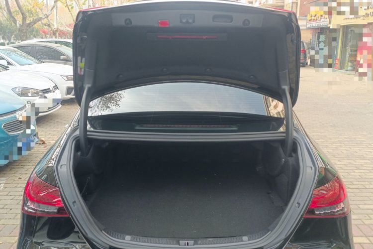 Used Mercedes-Benz E-Class New Energy 2023 E 350 e L Plug-in Hybrid Sports Sedan Trunk