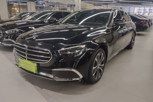 Mercedes-Benz E-Class New Energy 2023 E 350 e L Plug-in Hybrid Sedan usata