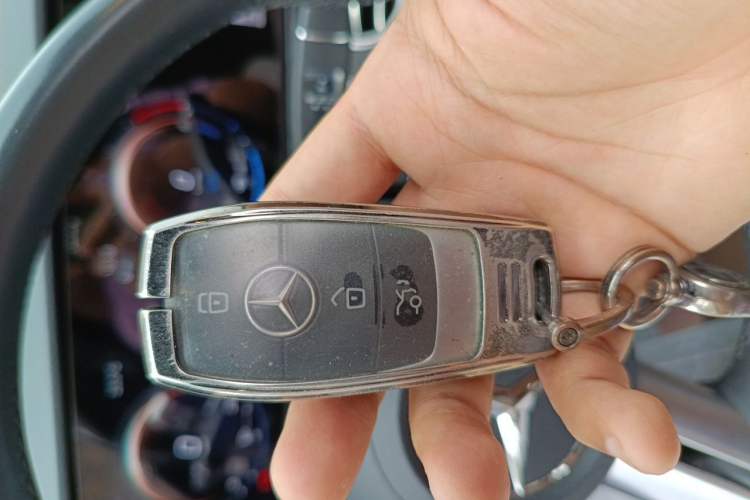 Used Mercedes-Benz E-Class New Energy 2023 E 350 e L Plug-in Hybrid Sports Sedan Vehicle Key