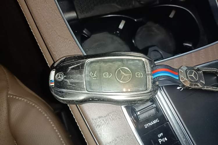 Used Mercedes-Benz E-Class New Energy 2023 E 350 e L Plug-in Hybrid Sedan Vehicle Key