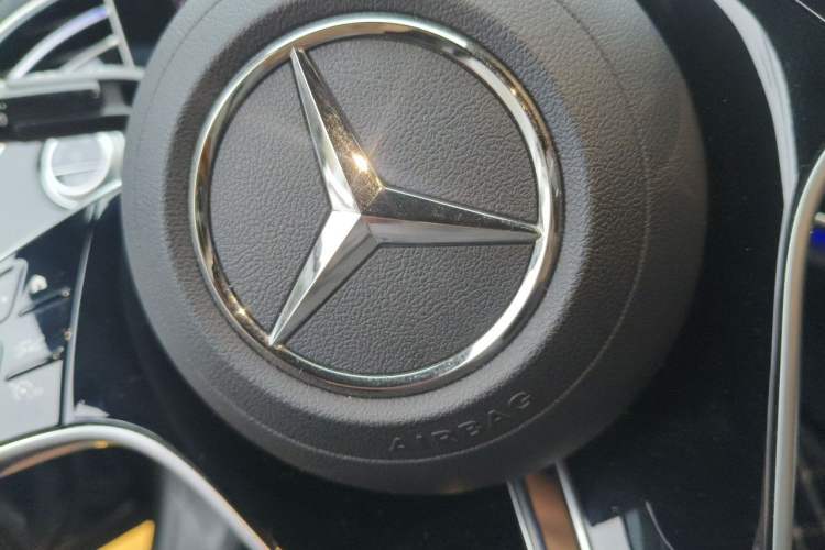 Used Mercedes-Benz E-Class New Energy 2023 E 350 e L Plug-in Hybrid Sedan Vehicle Key