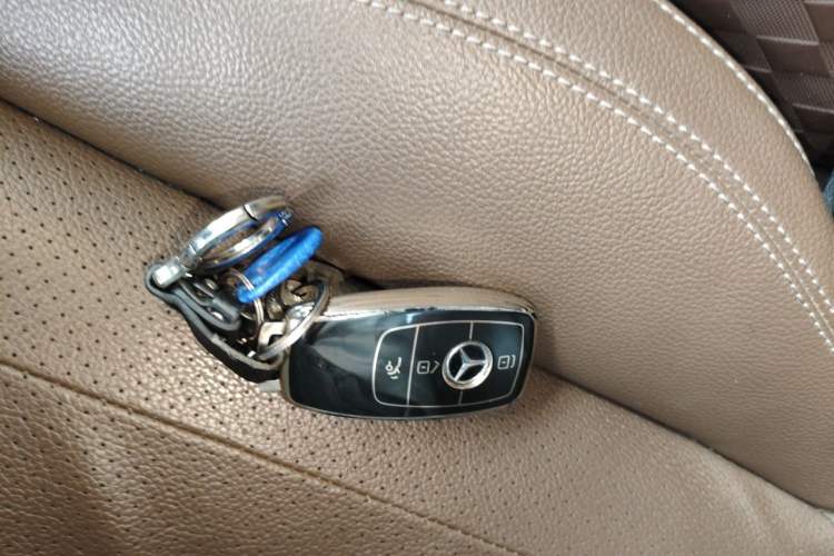 Used Mercedes-Benz E-Class New Energy 2023 E 350 e L Plug-in Hybrid Sedan Vehicle Key