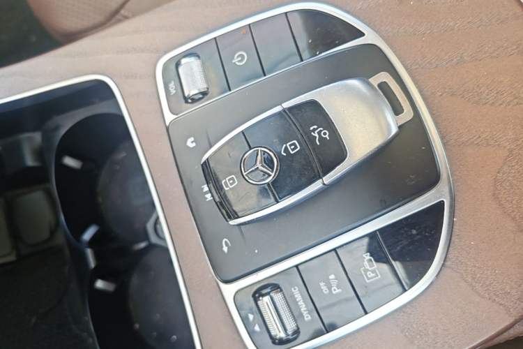 Used Mercedes-Benz E-Class New Energy 2023 E 350 e L Plug-in Hybrid Sedan Vehicle Key
