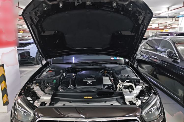 Used Mercedes-Benz E-Class New Energy 2023 E 350 e L Plug-in Hybrid Sedan Engine Bay