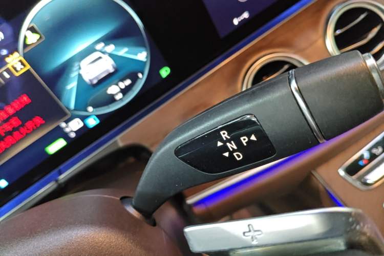 Used Mercedes-Benz E-Class New Energy 2023 E 350 e L Plug-in Hybrid Sedan Gear Lever