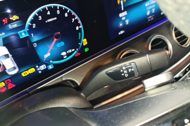 Used Mercedes-Benz E-Class New Energy 2023 E 350 e L Plug-in Hybrid Sports Sedan Gear Lever