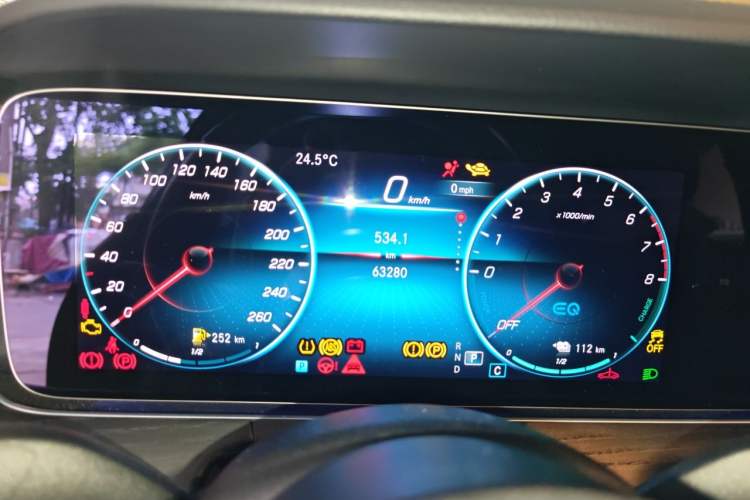 Used Mercedes-Benz E-Class New Energy 2023 E 350 e L Plug-in Hybrid Sports Sedan Instrument Cluster