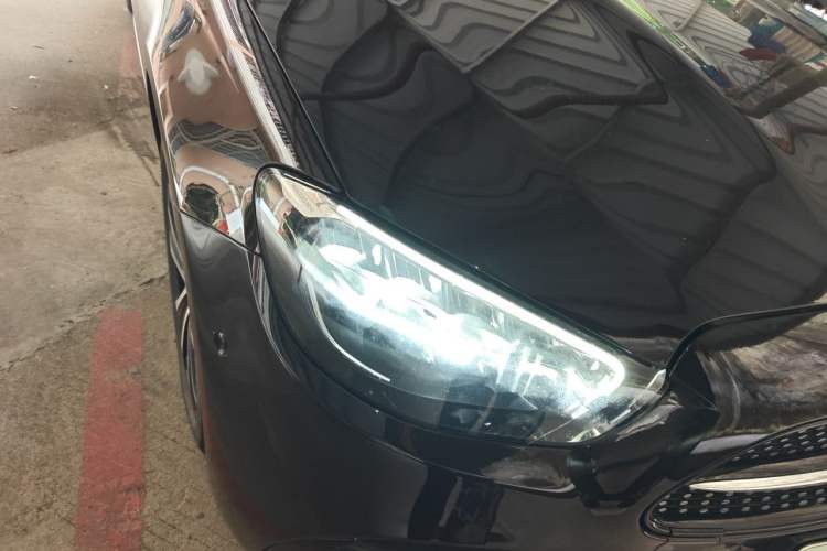 Used Mercedes-Benz E-Class New Energy 2023 E 350 e L Plug-in Hybrid Sports Sedan Right Front Headlight