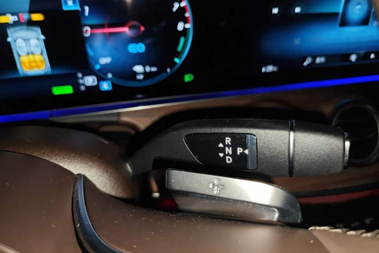 Used Mercedes-Benz E-Class New Energy 2023 E 350 e L Plug-in Hybrid Sedan Gear Lever